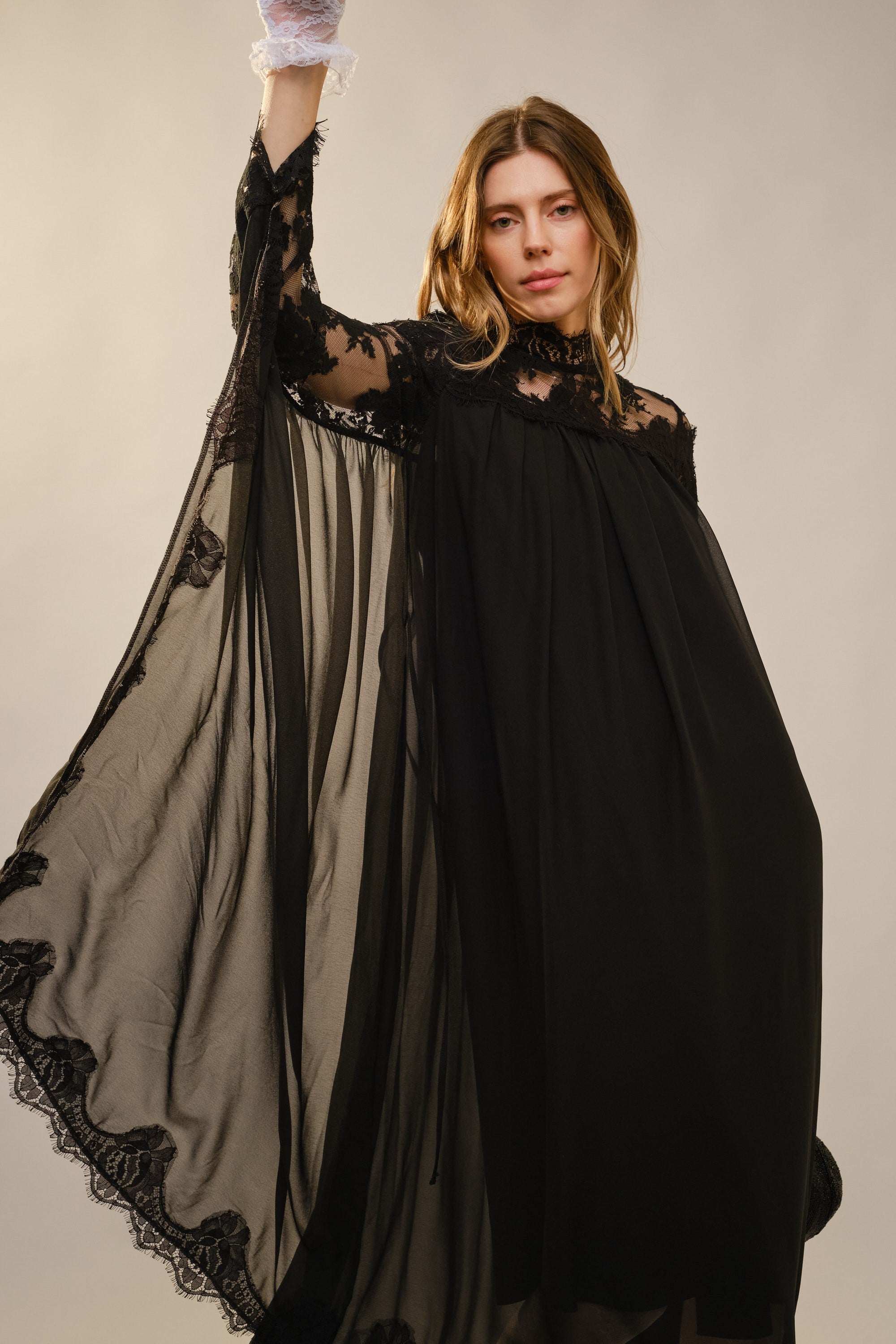 Lace Batwing Sleeve Maxi Dress